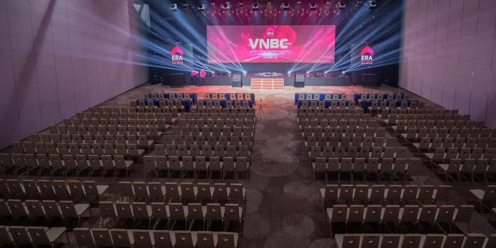 Key Moment Tiệc Tất Niên: Những Khoảnh Khắc Vàng